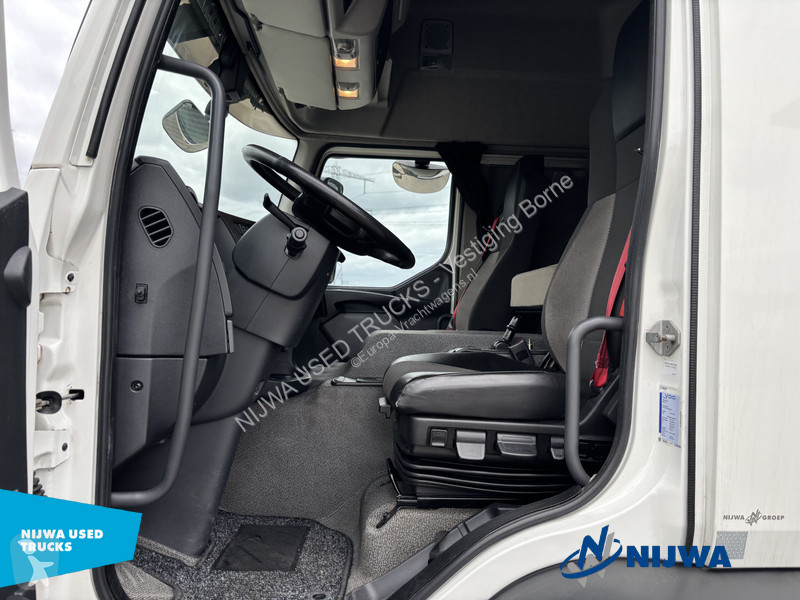 شاحنة Renault D WIDE 4x2 Schuifzeil + Laadklep 0KG