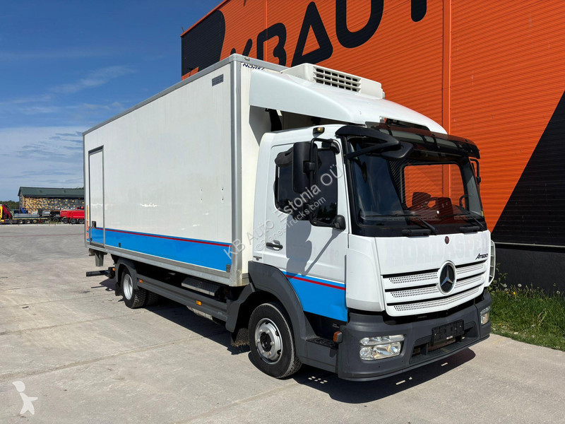 شاحنة Mercedes 818 4x2 THERMOKING V600 MAX