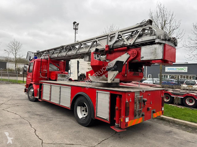 شاحنة Scania P82 4X2 - FIRE TRUCK - 30M IFT