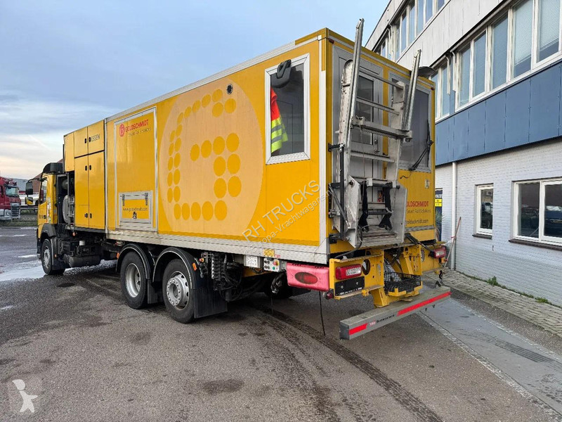 شاحنة Volvo FM 420 6X2 EURO 6 OY 11.338 KM