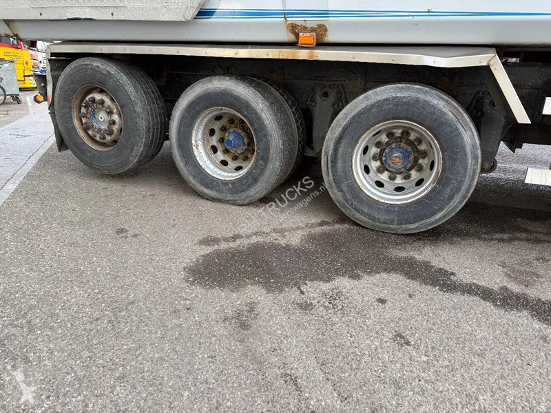 شاحنة Scania R560 V8 8X4 EURO 5 - MANUA GEAR