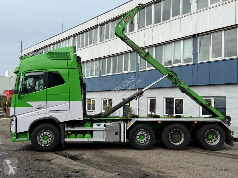 شاحنة Volvo 16550 8X2 EURO 6 + HIAB HOOKLIFT 20...