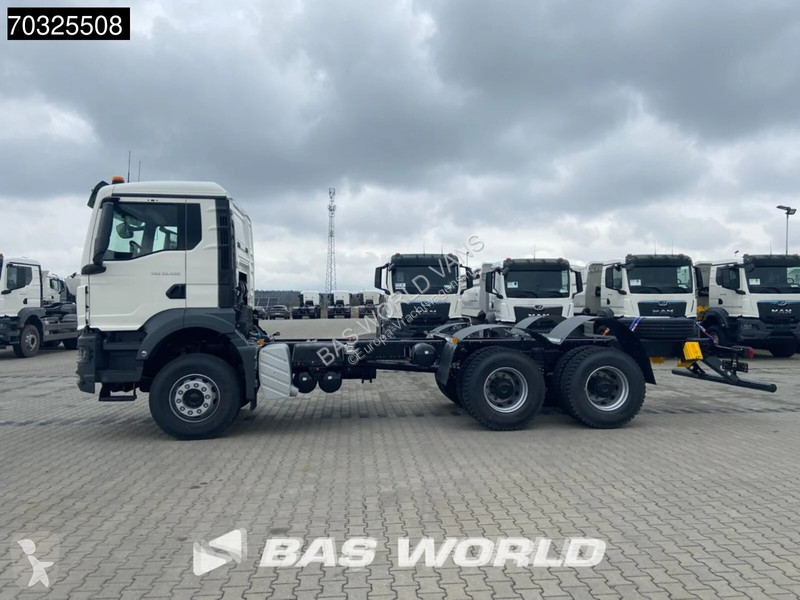 شاحنة MAN 33.400 6X4 NEW 6x4 chassis!...