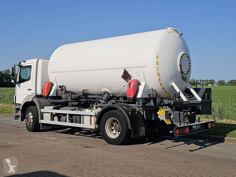 شاحنة Mercedes AXOR 1829 GAS G PROPAN BUTAN