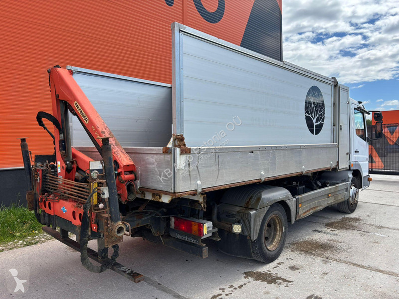 Camion Mercedes 818 4x2 PK 2900 / BOX L=3823