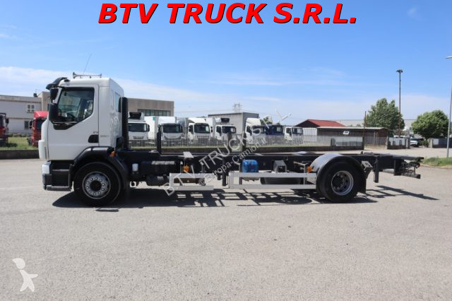 شاحنة Volvo FL