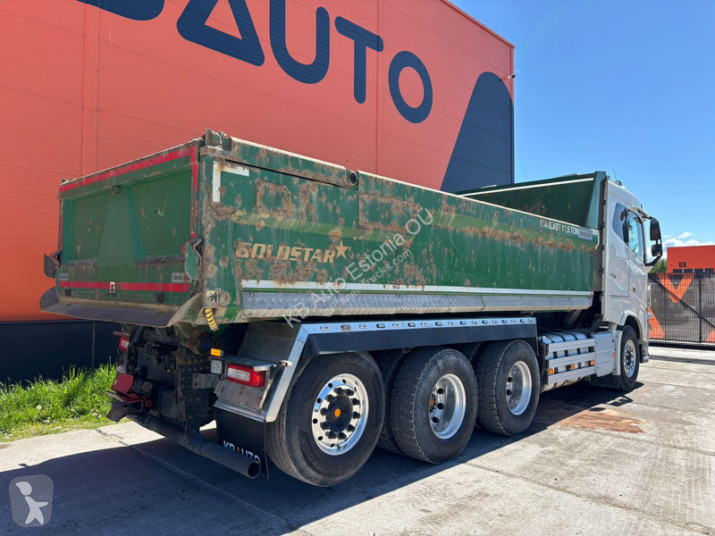 شاحنة Volvo 750 8x4*4 BOX L=6080 mm