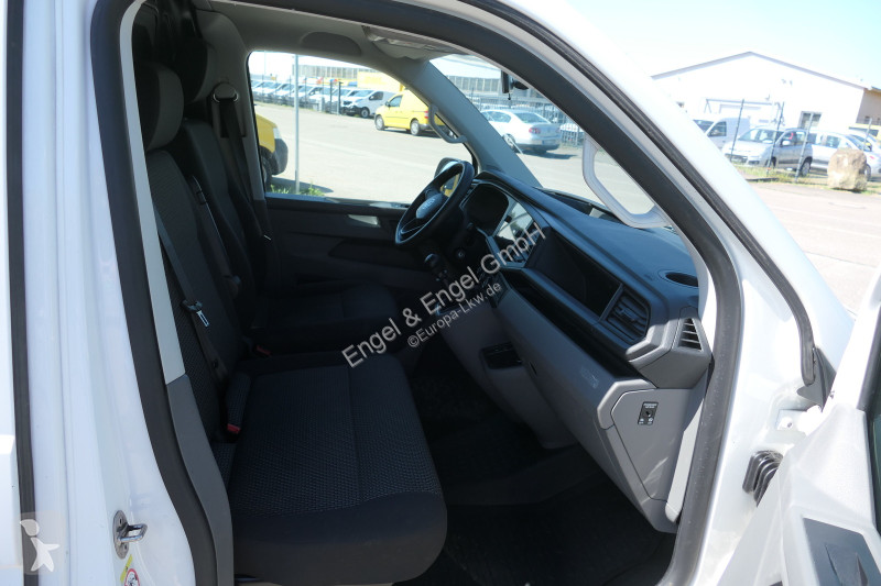 Véhicule utilitaire Volkswagen T6.1 Transporter...