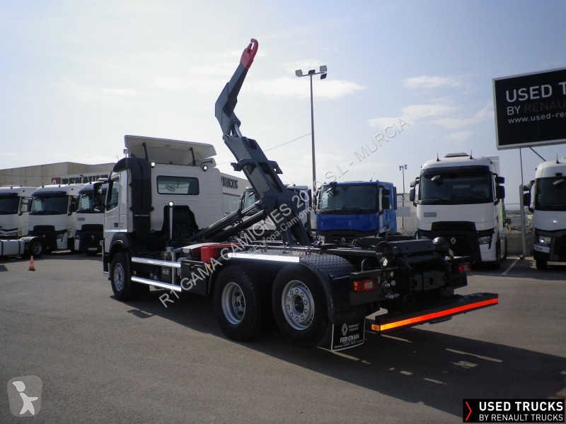 شاحنة Volvo