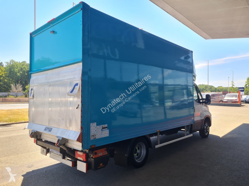 عربة نفعية Iveco DAILY CCB 35C13 EMPATTEMENT...