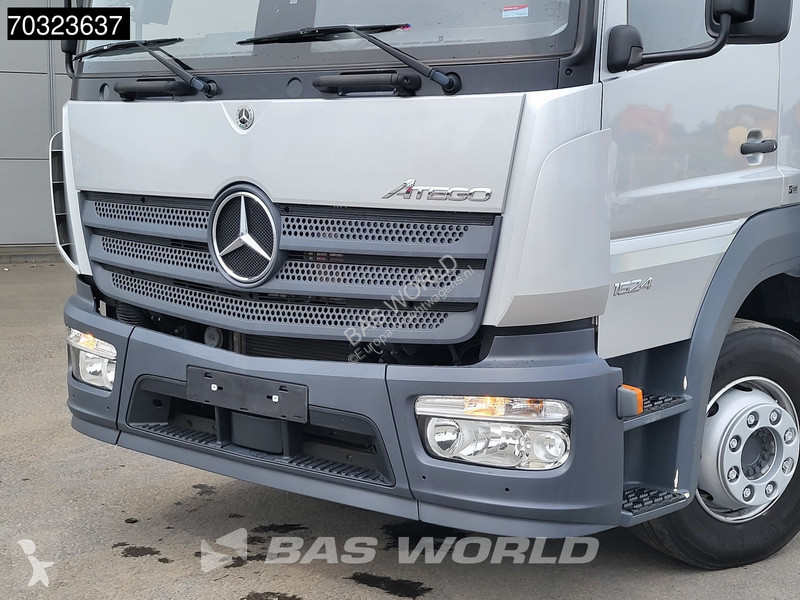Mercedes 1524 4X2 15tonner curtainsides...