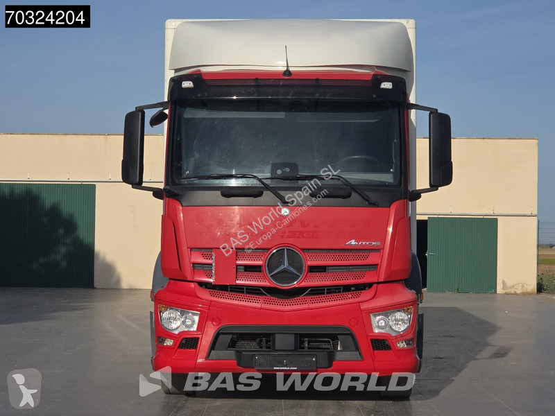 شاحنة Mercedes 1824 4X2 18 toneladas, 2000 kg,...