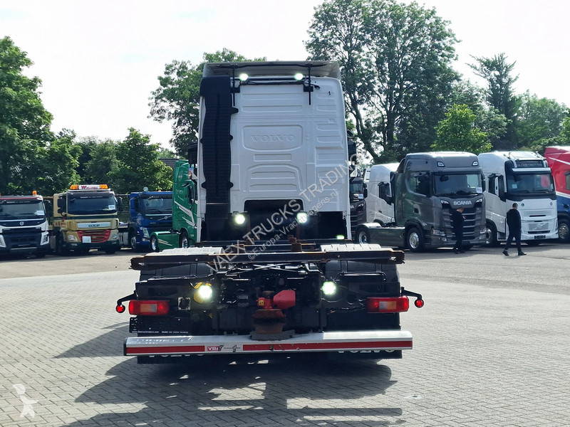 Camion Volvo 13500 Globetrotter 6x2 BDF - 4.90...