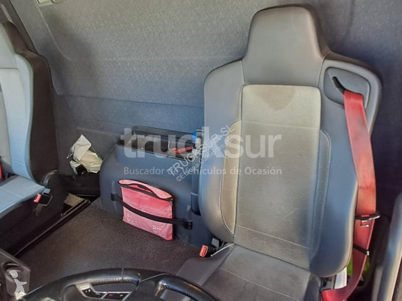 شاحنة Renault ejes 6x2*4 T380.26 IR
