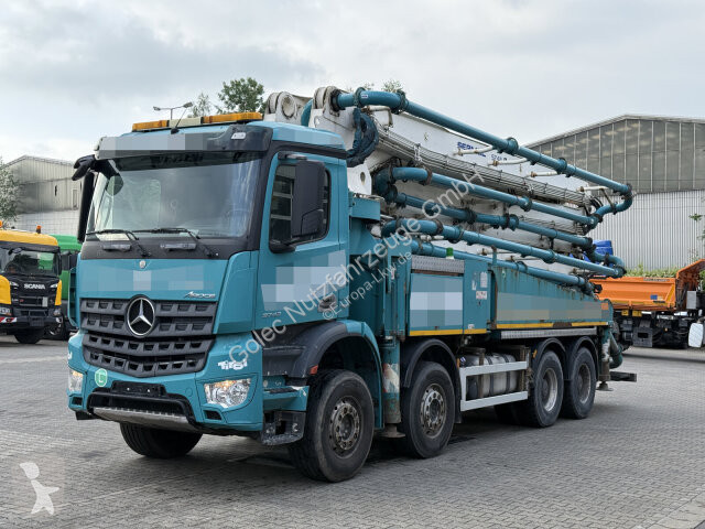شاحنة Mercedes AROCS 3742 8x4 Euro 6 Sermac 5Z42