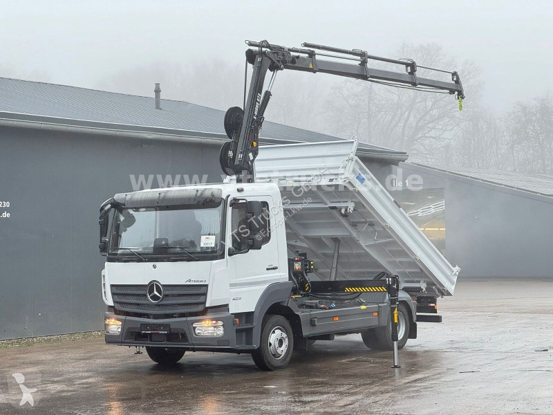 Vrachtwagen Mercedes 823 4x2 Meiller...