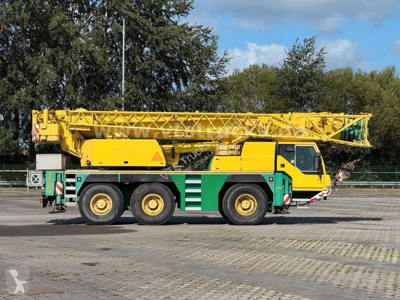 شاحنة Liebherr UTM 735 mit  1055/1 + 16m JIB