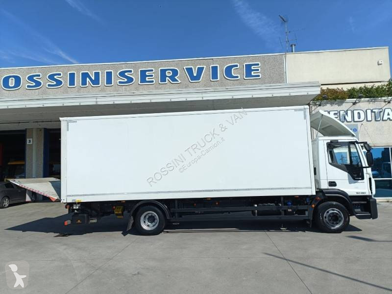 شاحنة Iveco