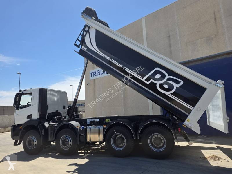شاحنة Iveco