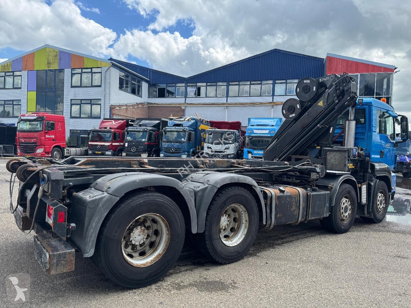 شاحنة MAN 35.480 8X4 + HMF 2420K5 + CABLELIFT +...