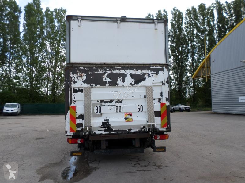 شاحنة Iveco 75E16