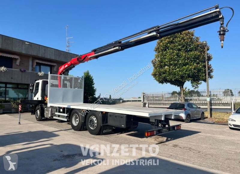 شاحنة Iveco