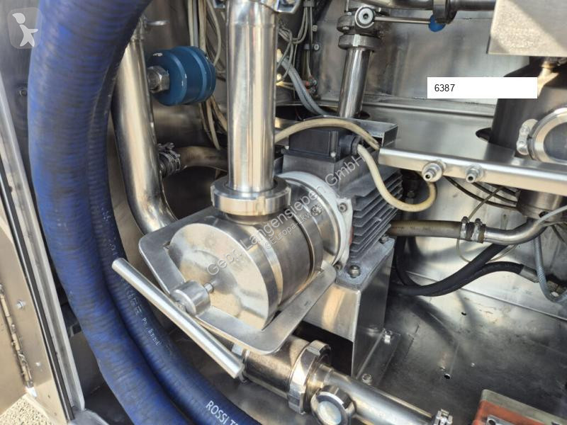 شاحنة Mercedes 1529 Isoliert - Impeller...