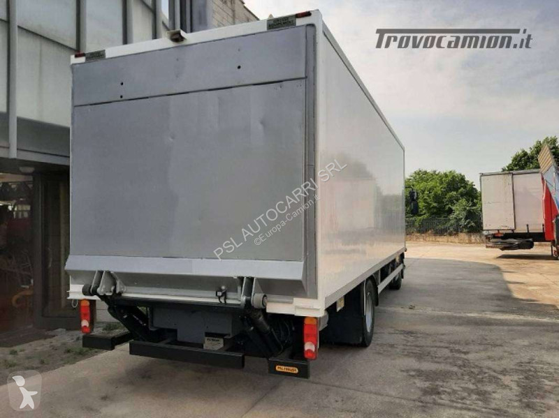شاحنة Renault D16-240