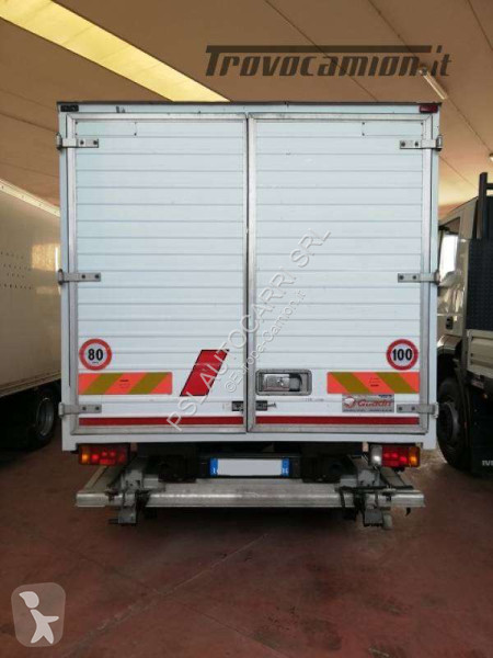 شاحنة Iveco 75E18