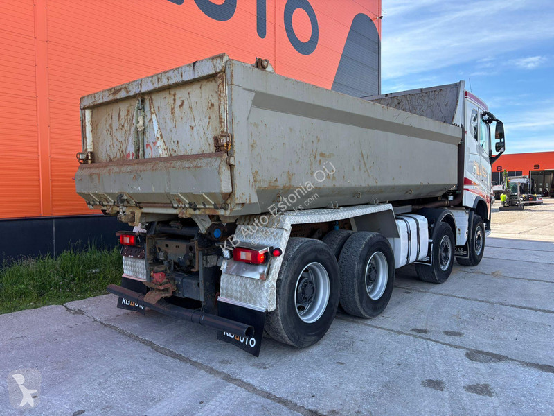 شاحنة Volvo 540 8x4 RETARDER / TANDEM AXLE LIFT...