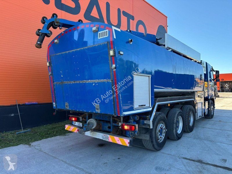 شاحنة Volvo 540 8x4*4 KORP&SON tank 9000 l +...