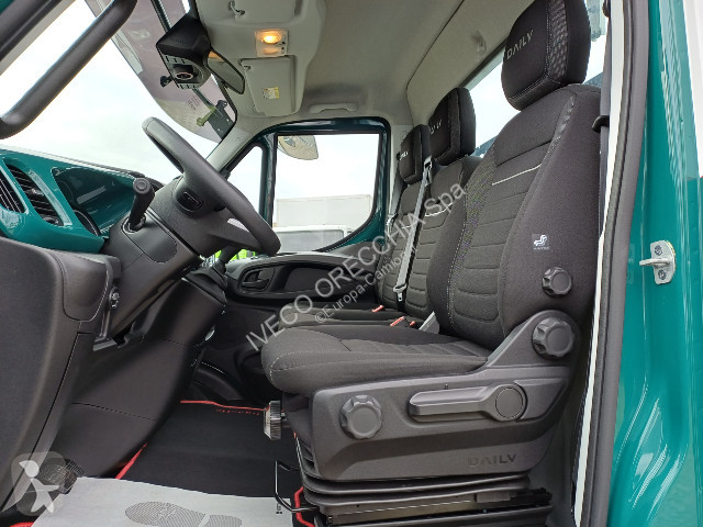 شاحنة Iveco DAILY 70S18 C.A. - TIGROTTO