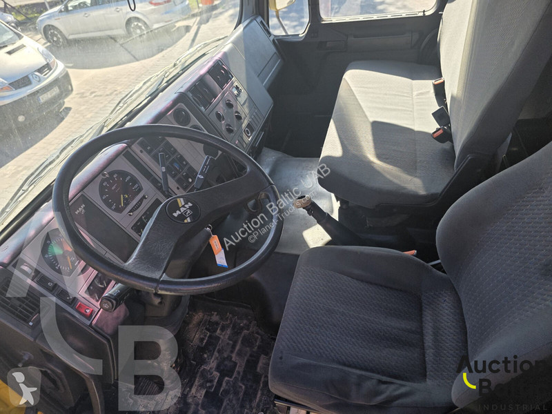 Lastbil MAN F2000 T46