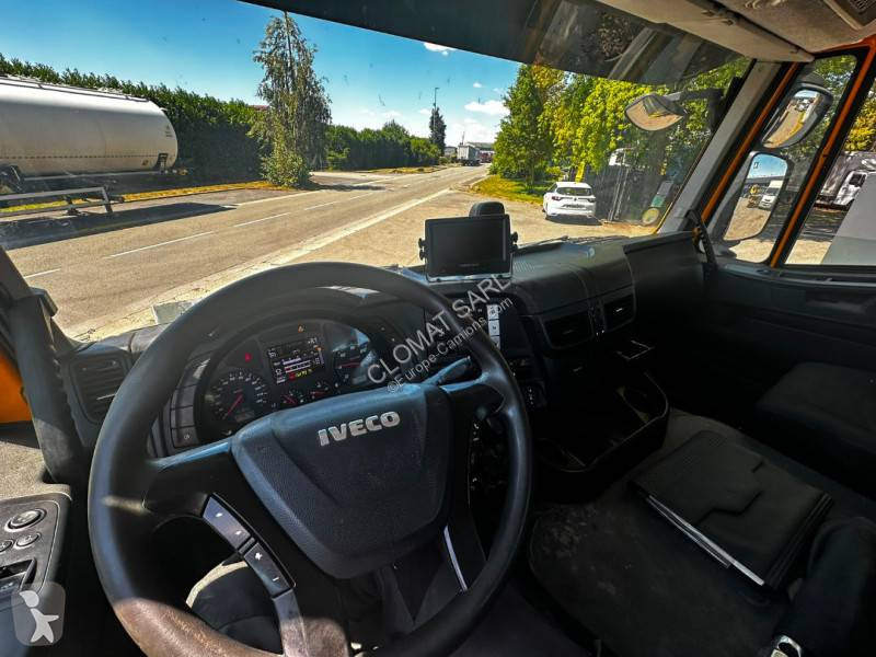 شاحنة Iveco