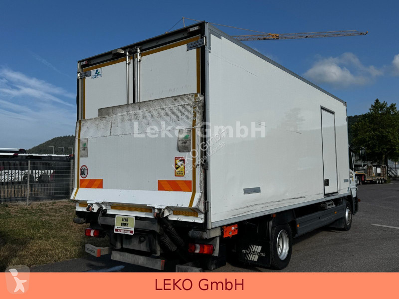 شاحنة Mercedes 1218 Mit Carrier Sp 850