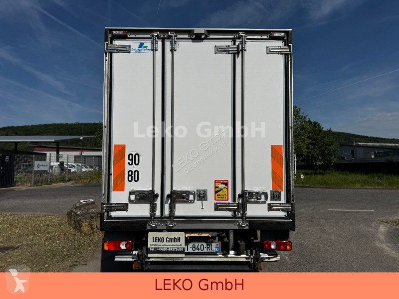 شاحنة Fuso Mit Carrier Sp 750Mt