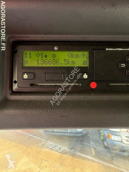Vehículo de limpieza viaria Scania P280