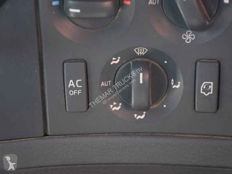 شاحنة Volvo 400 +Palfinger PK 20002 - 3x hydr....