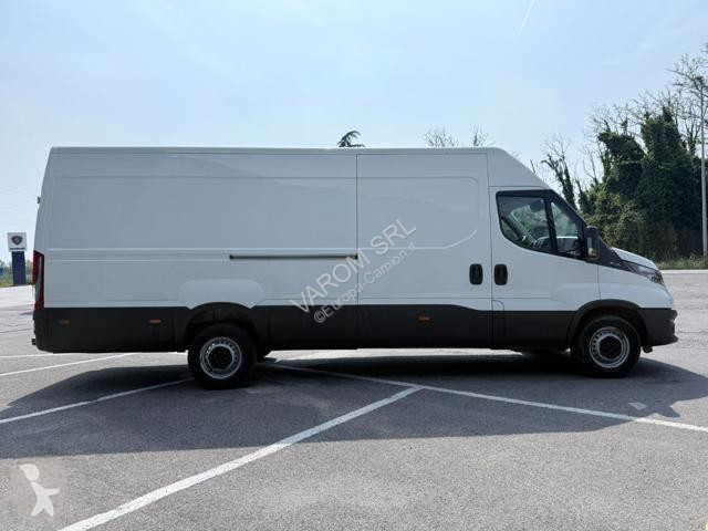 Teherautó Iveco DAILY