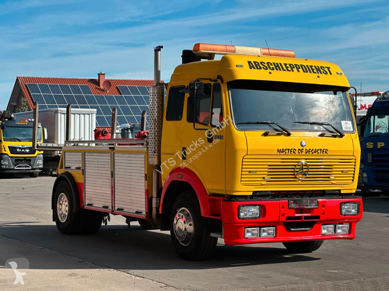 Mercedes 1633  Berger Ableppwagen...