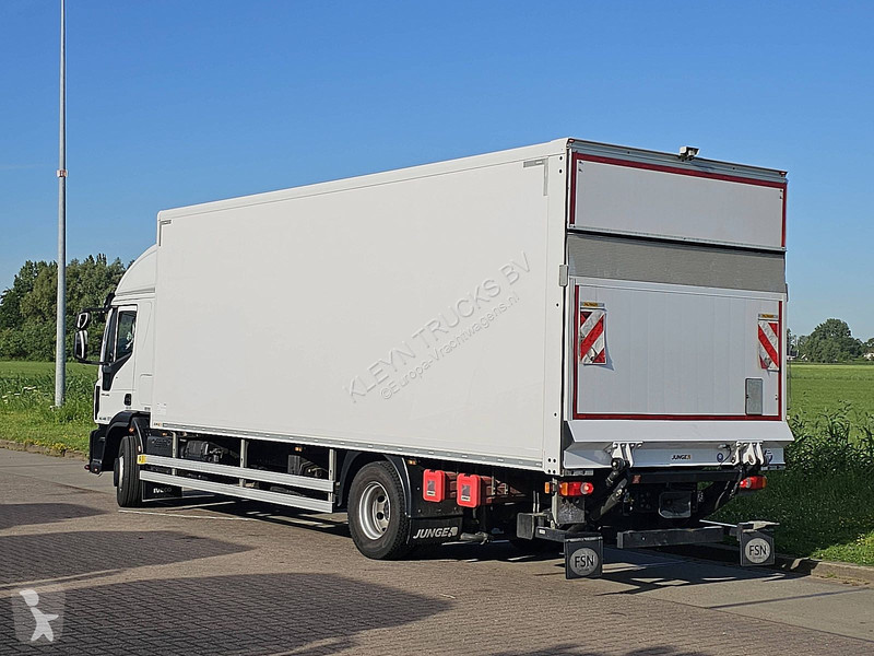 شاحنة Iveco 160E28 EUROCARGO