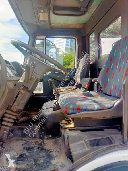 شاحنة Iveco