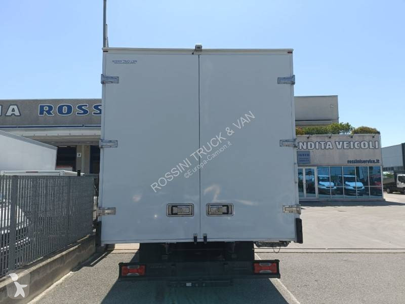 شاحنة Iveco
