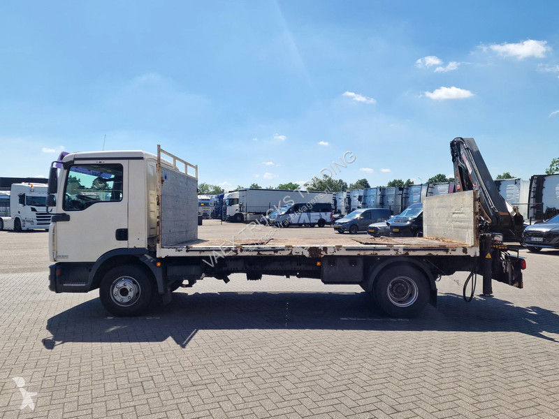 شاحنة MAN 12.210 - HIAB 077 DUO Crane / Grua -...