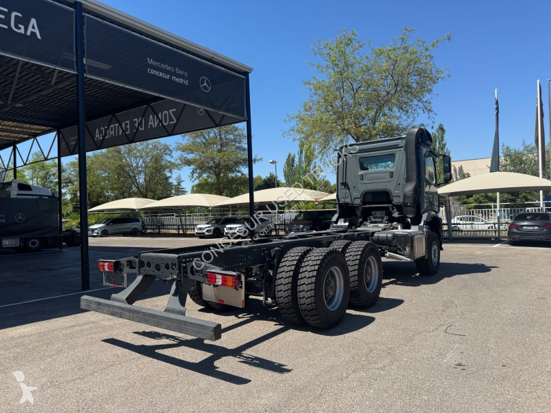 شاحنة Mercedes  3340 K 6X4