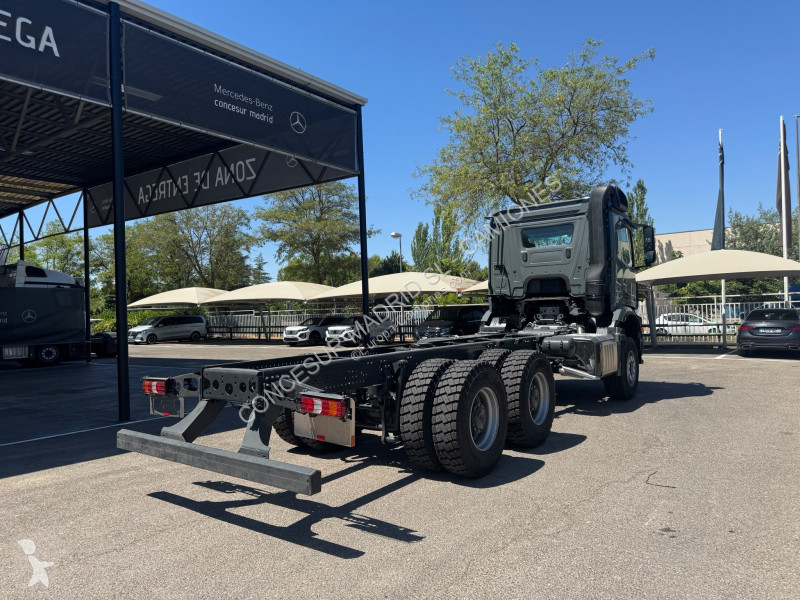 شاحنة Mercedes  3340 K 6X4
