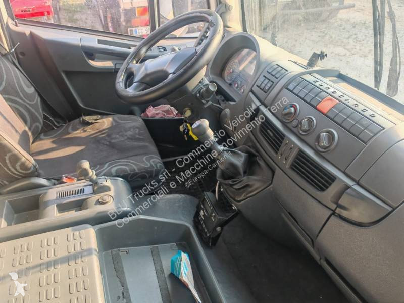 شاحنة Iveco
