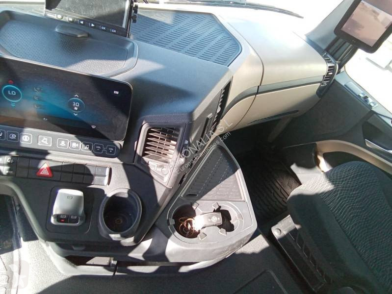 شاحنة Iveco