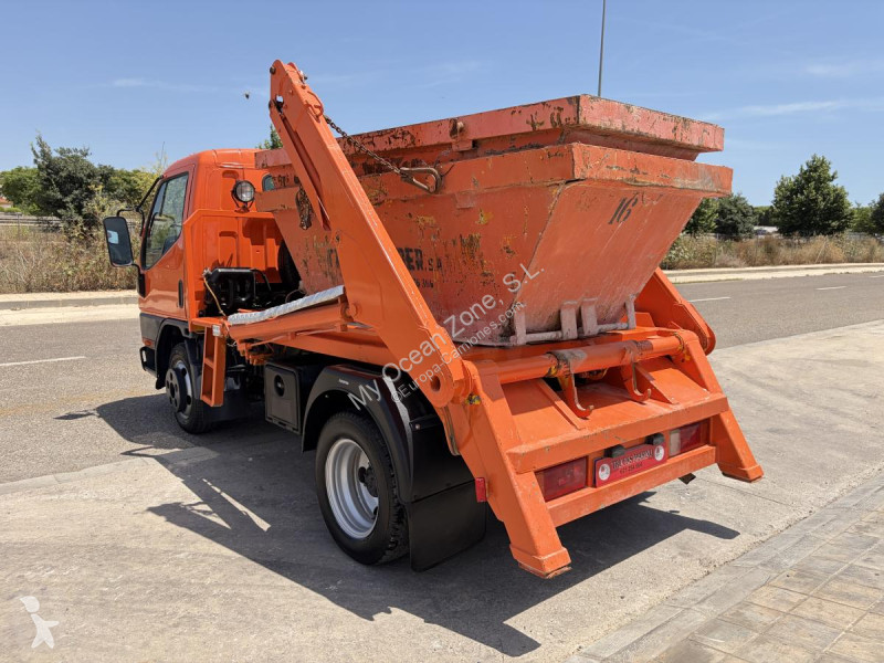 شاحنة Mitsubishi 35.13