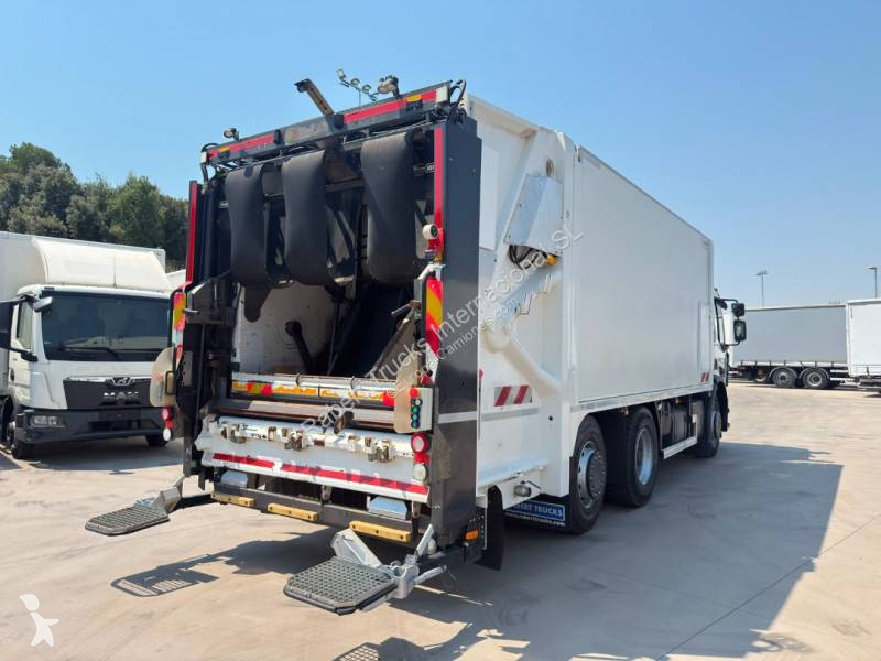 Engin de voirie Renault